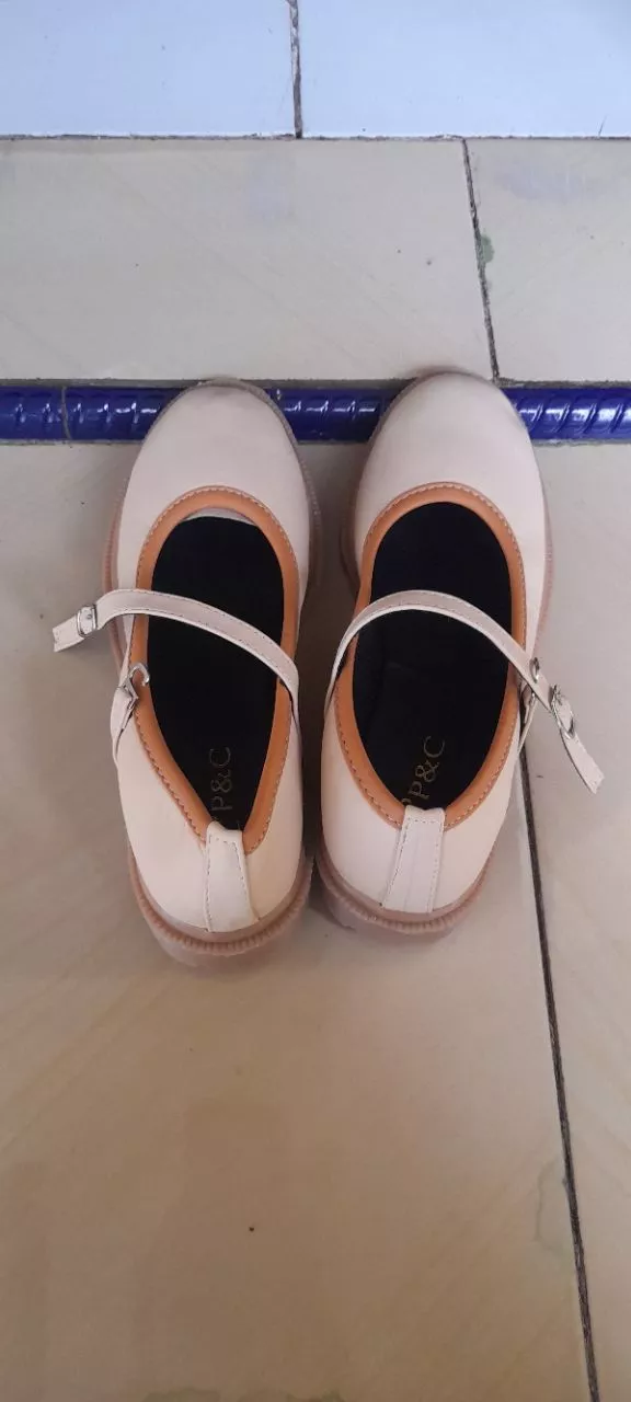 Sepatu Docmart Wanita Kerja Hitam Gesper / Flat Loafers Cewek Terbaru Korean Style Casual 039 - Foto ulasan pembeli