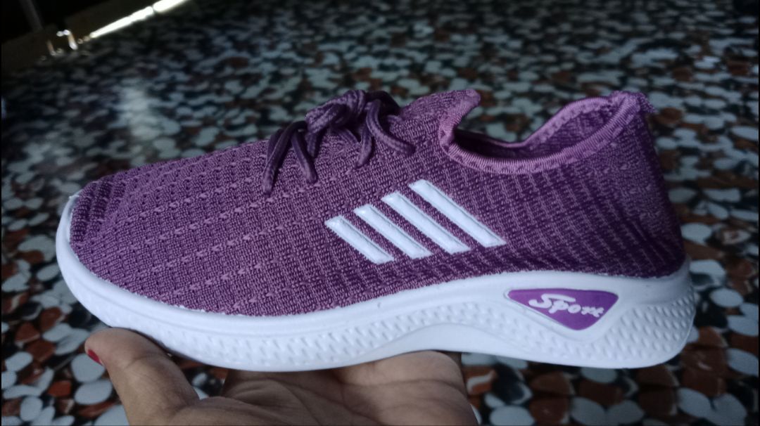 sepatu kasual ( S-12 ) Sepatu Sneakers Wanita Style Terbaru / Sepatu Sneakers Wanita Santai / Sepatu Sneakers Wanita Import / Sepatu Sneakres Wanita Slip-one - Foto ulasan pembeli