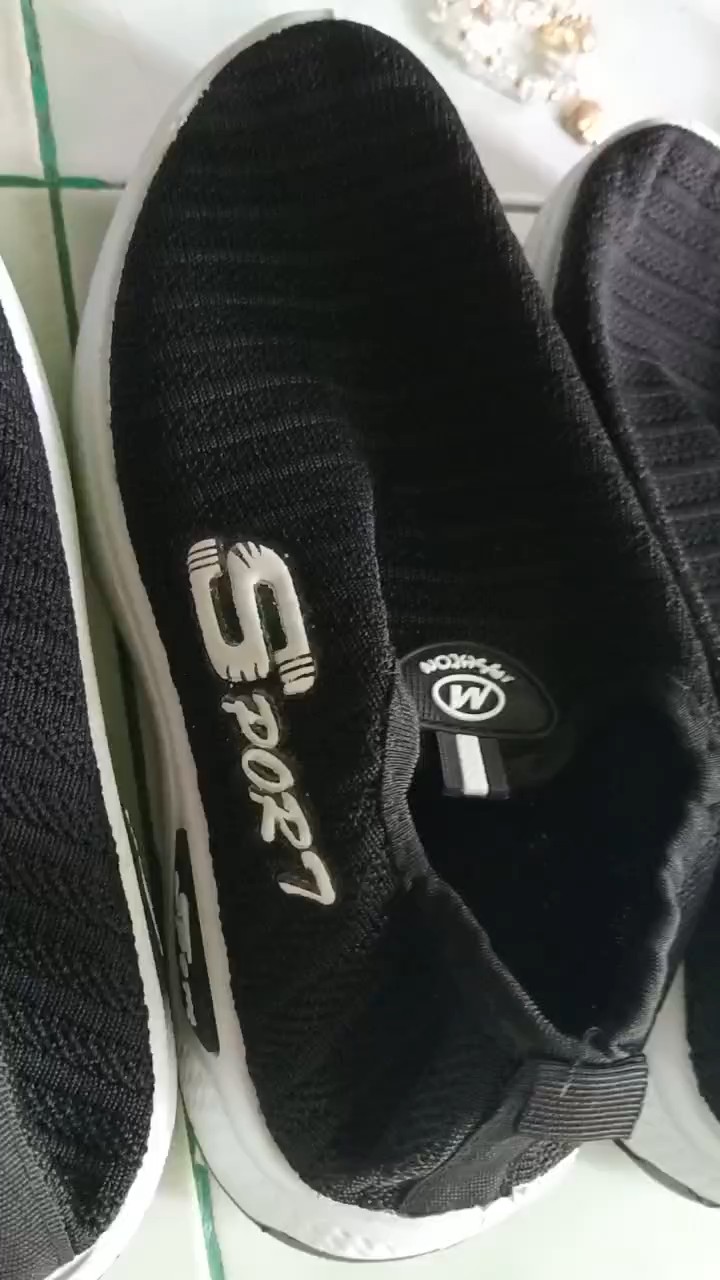 sepatu kasual ( S-12 ) Sepatu Sneakers Wanita Style Terbaru / Sepatu Sneakers Wanita Santai / Sepatu Sneakers Wanita Import / Sepatu Sneakres Wanita Slip-one - Foto ulasan pembeli