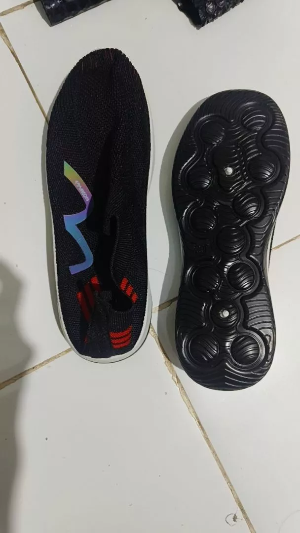 Sepatu_Kasual (S-46) sepatu Sneakers slip on wanita import - Foto ulasan pembeli