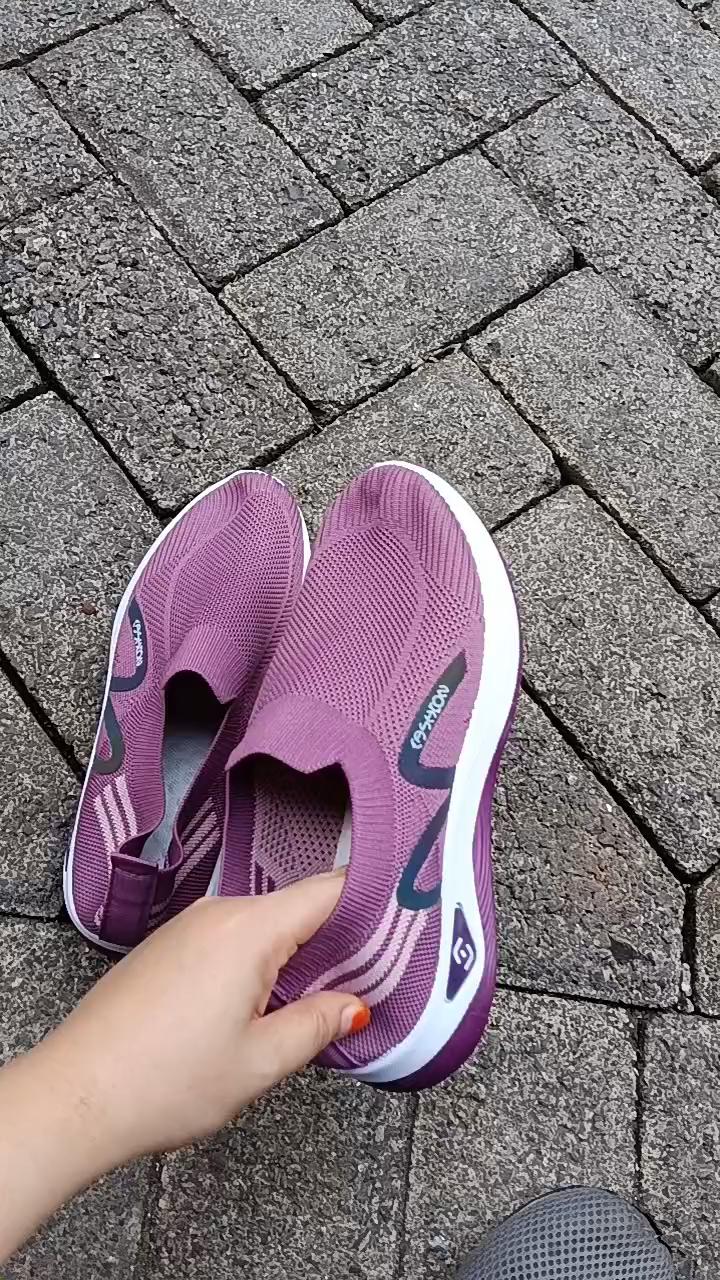 Sepatu_Kasual (S-46) sepatu Sneakers slip on wanita import - Foto ulasan pembeli