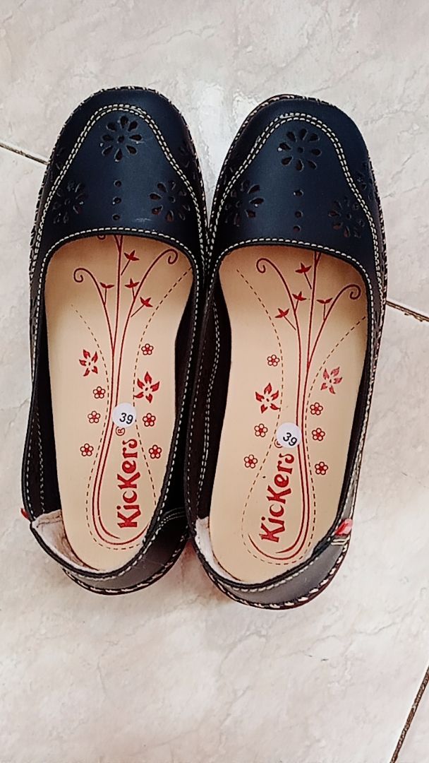 SEPATU KICKERS WANITA SLIP ON CASSUAL kode~mk50 - foto 2 dari 10, cahyaniitta594