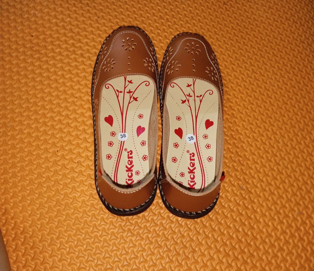 SEPATU KICKERS WANITA SLIP ON CASSUAL kode~mk50 - Foto ulasan pembeli