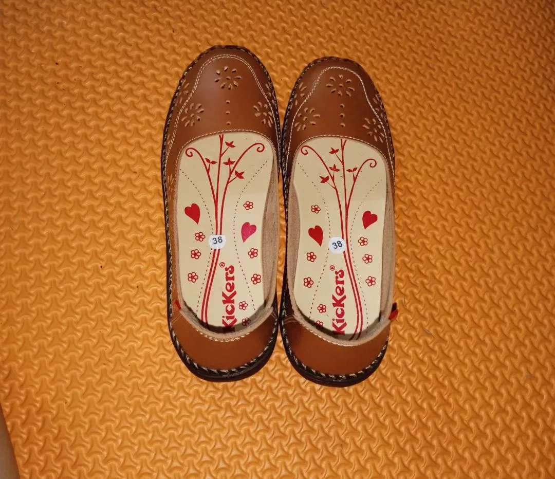 SEPATU KICKERS WANITA SLIP ON CASSUAL kode~mk50 - Foto ulasan pembeli