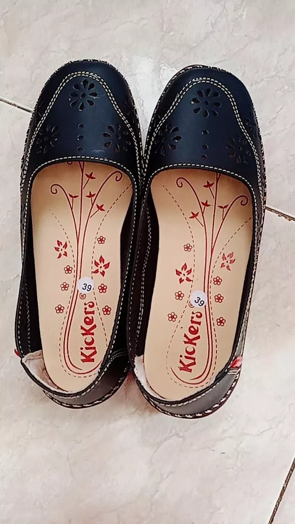 SEPATU KICKERS WANITA SLIP ON CASSUAL kode~mk50 - Foto ulasan pembeli