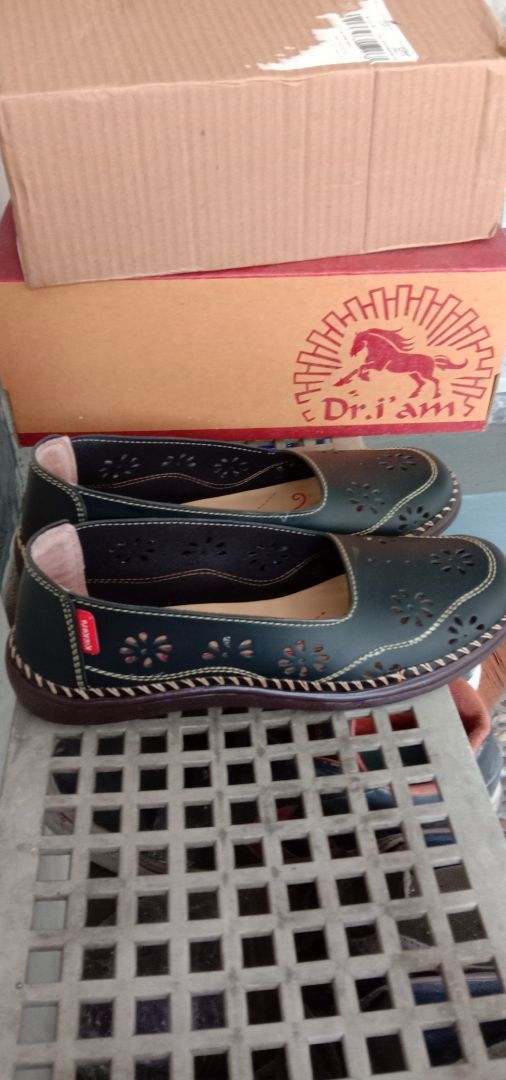 SEPATU KICKERS WANITA SLIP ON CASSUAL kode~mk50 - Foto ulasan pembeli