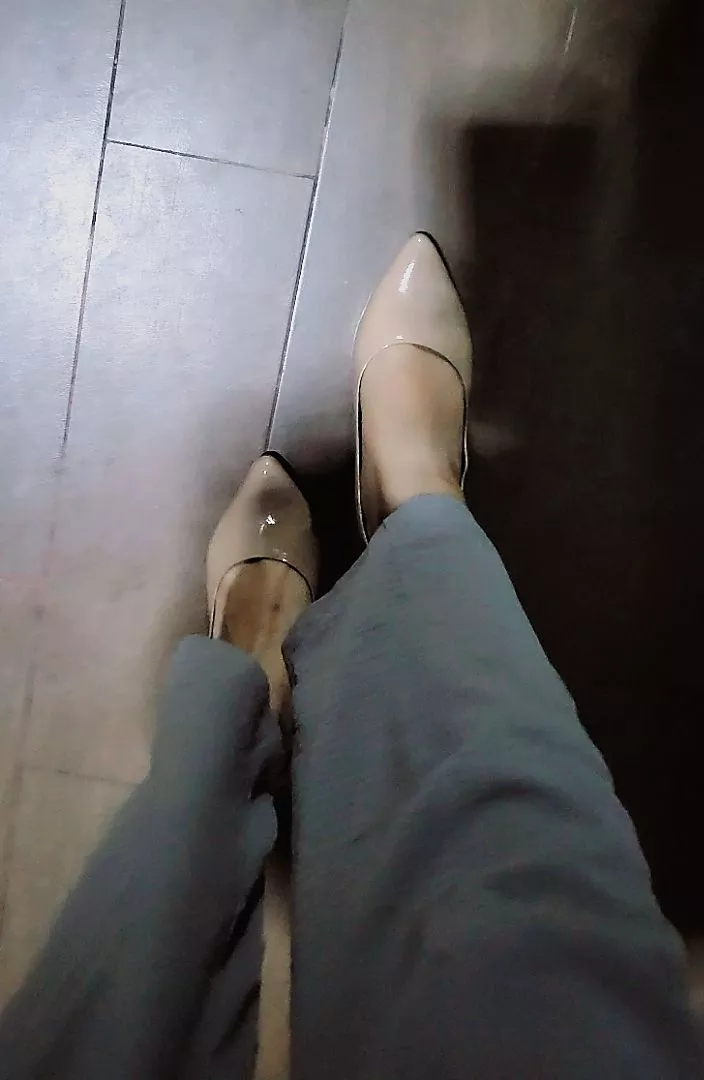 Sepatu Pantofel Wanita Kerja Hak Tinggi 7cm Anti Licin - Foto ulasan pembeli