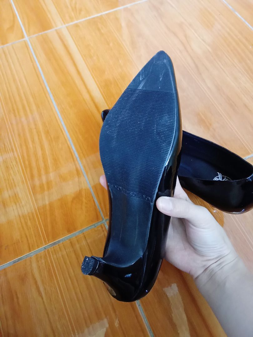 Sepatu Pantofel Wanita Kerja Hak Tinggi 7cm Anti Licin - Foto ulasan pembeli