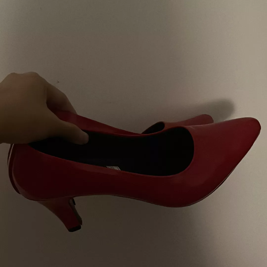 Sepatu Pantofel Wanita Kerja Hak Tinggi 7cm Anti Licin - Foto ulasan pembeli
