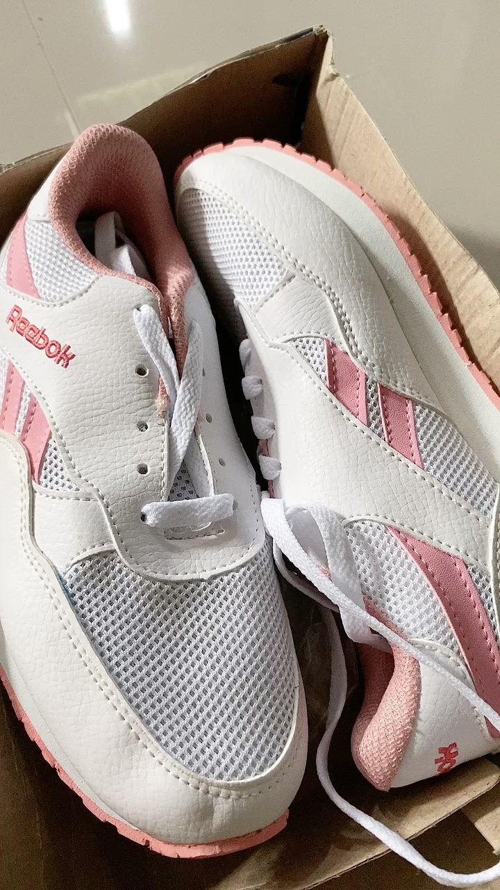 Sepatu Rbk Clasik Wanita Promo Nyaman Keren - Foto ulasan pembeli