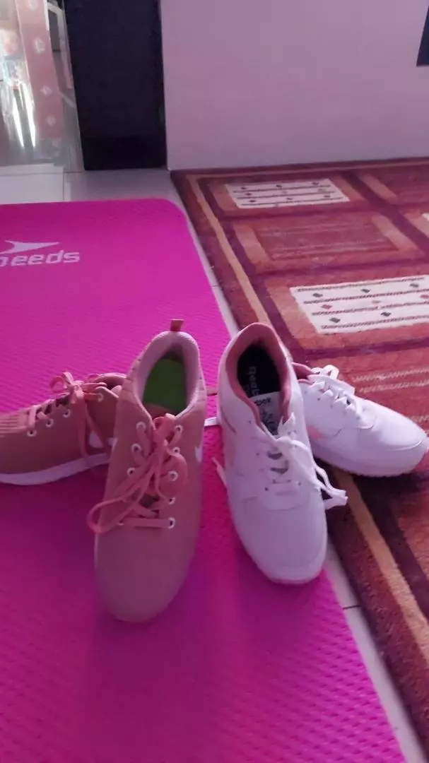 Sepatu Rbk Clasik Wanita Promo Nyaman Keren - Foto ulasan pembeli
