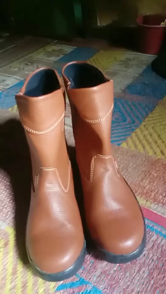 Sepatu Safety King Shoes Ujung Besi Kulit Terlaris - Foto ulasan pembeli
