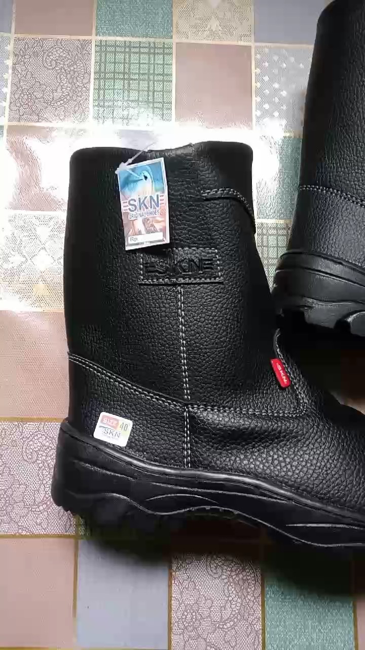 Sepatu Safety King Shoes Ujung Besi Kulit Terlaris - Foto ulasan pembeli