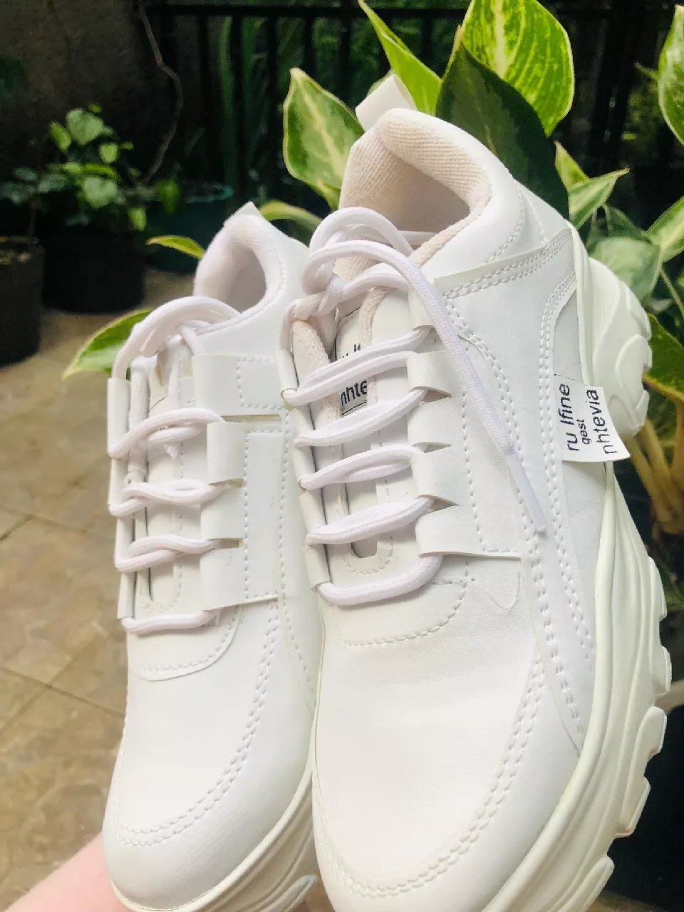 Sepatu Sneaker Wanita Korea Style Terlaris 2024 - Foto ulasan pembeli