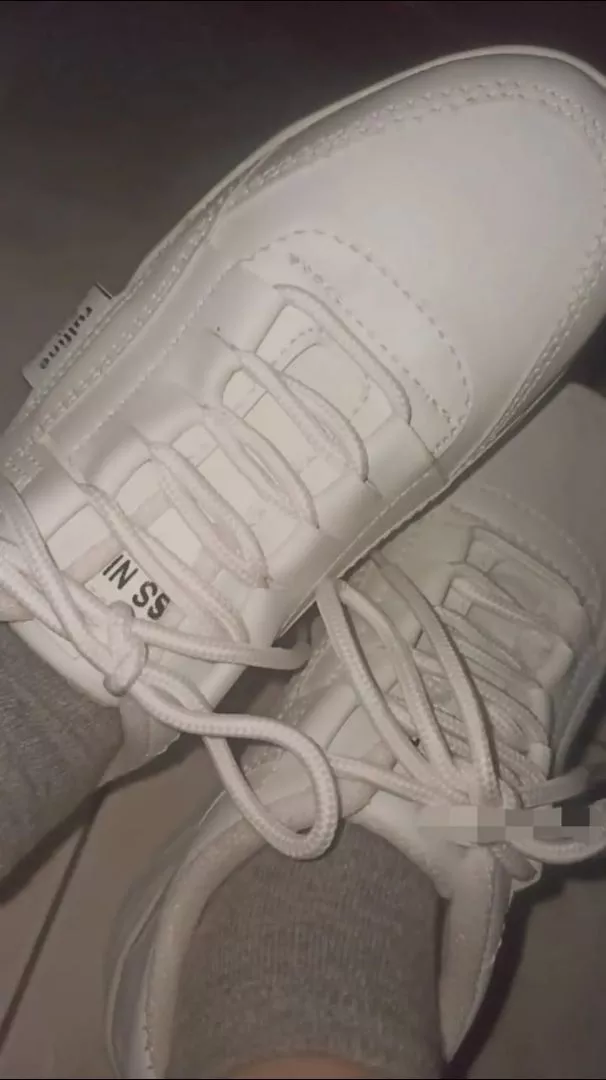 Sepatu Sneaker Wanita Korea Style Terlaris 2024 - Foto ulasan pembeli