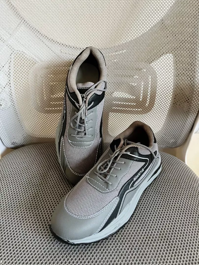 Sepatu Sneakers Pria Sepatu Kasual Pria Kerja Modern - Foto ulasan pembeli