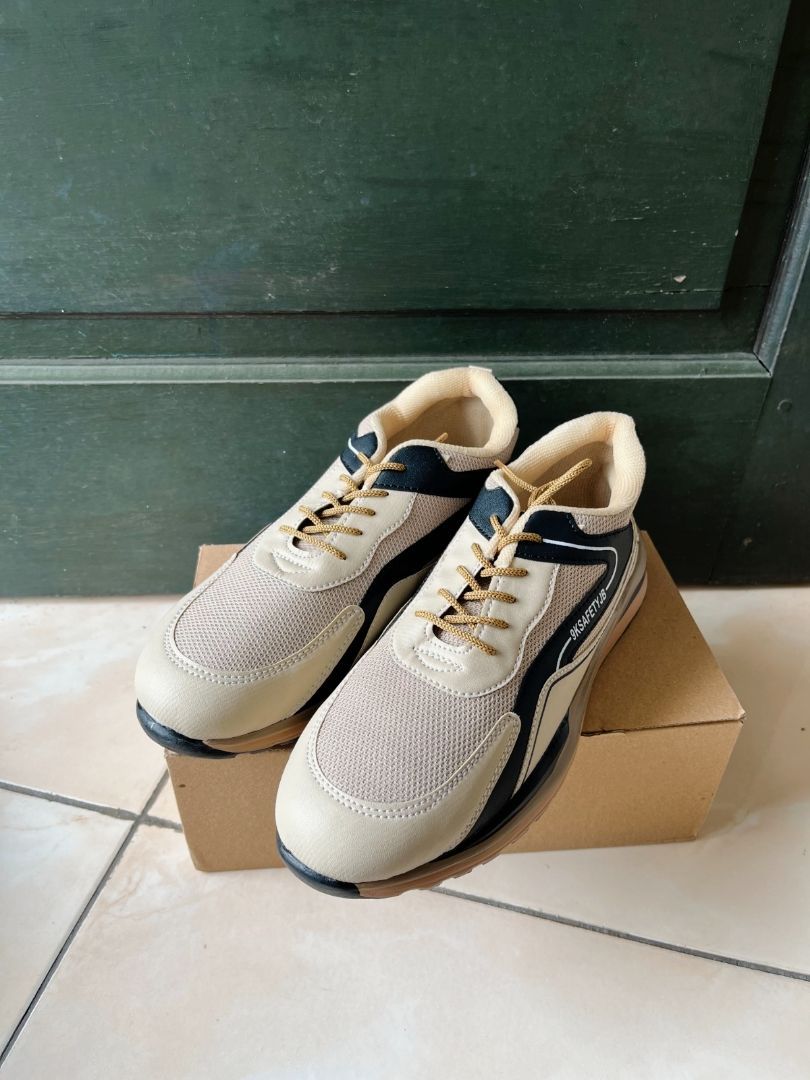 Sepatu Sneakers Pria Sepatu Kasual Pria Kerja Modern - Foto ulasan pembeli