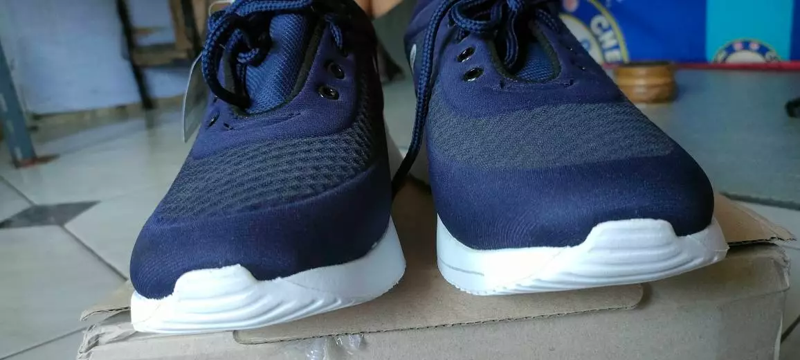 Sepatu Sneakers Pria Wanita Olahraga Viral ID - Foto ulasan pembeli