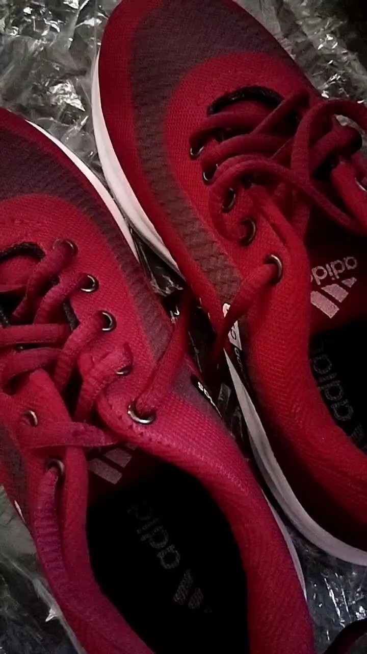 Sepatu Sneakers Pria Wanita Olahraga Viral ID - Foto ulasan pembeli