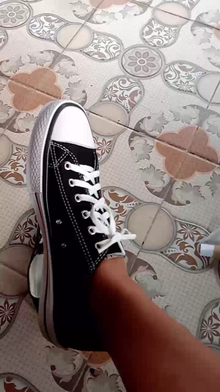 SEPATU SNEAKERS PRIA / WANITA CONVERSE 77 All STAR - Foto ulasan pembeli