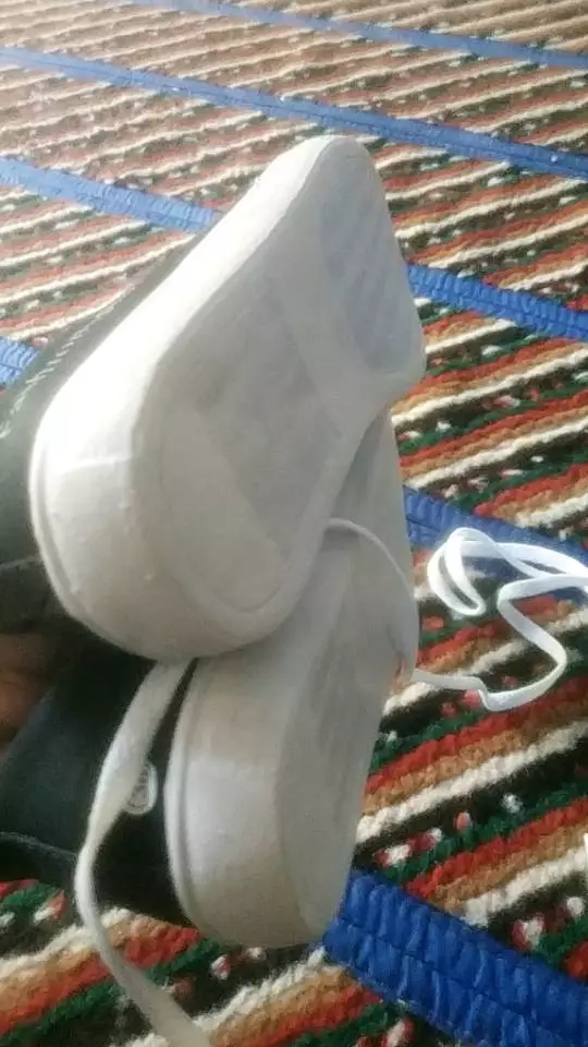 Sepatu Sneakers Wanita Motif Emoticon Lucu Smile / Sepatu Fashion Wanita / Sepatu sekolah Perempuan - Foto ulasan pembeli