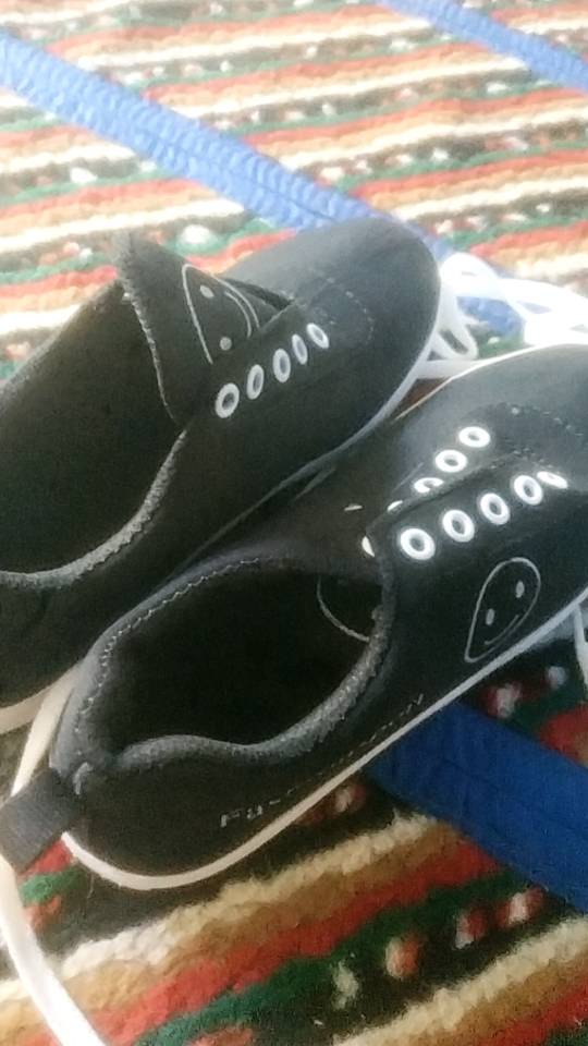 Sepatu Sneakers Wanita Motif Emoticon Lucu Smile / Sepatu Fashion Wanita / Sepatu sekolah Perempuan - Foto ulasan pembeli