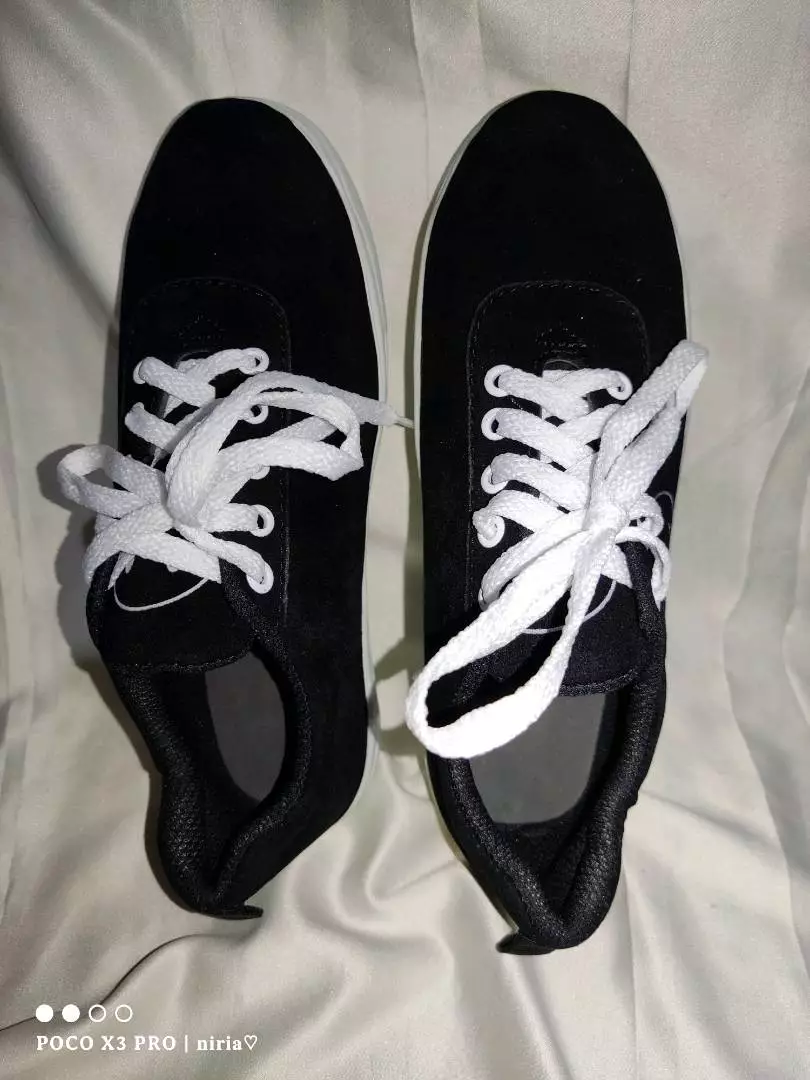 Sepatu Sneakers Wanita Motif Emoticon Lucu Smile / Sepatu Fashion Wanita / Sepatu sekolah Perempuan - Foto ulasan pembeli