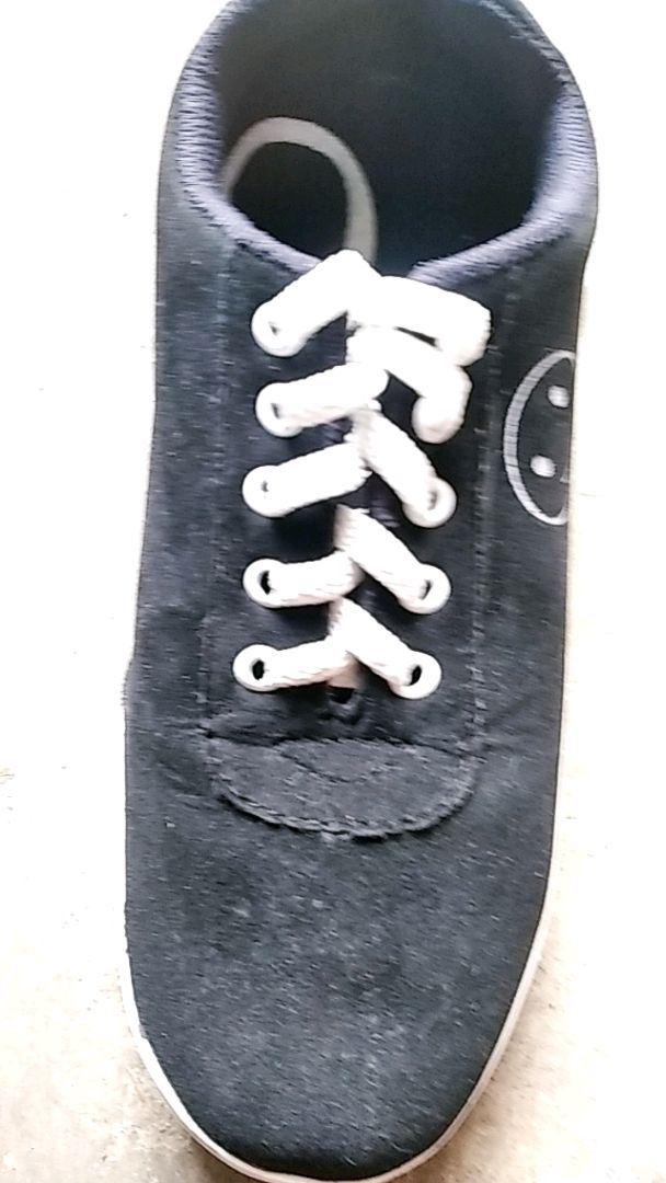 Sepatu Sneakers Wanita Motif Emoticon Lucu Smile / Sepatu Fashion Wanita / Sepatu sekolah Perempuan - Foto ulasan pembeli