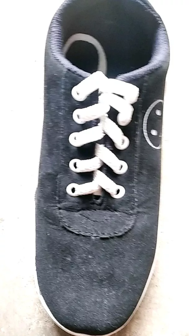 Sepatu Sneakers Wanita Motif Emoticon Lucu Smile / Sepatu Fashion Wanita / Sepatu sekolah Perempuan - Foto ulasan pembeli