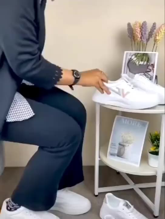 Sepatu Sneakers Wanita Putih Korean Style 36-40 - foto 2 dari 10