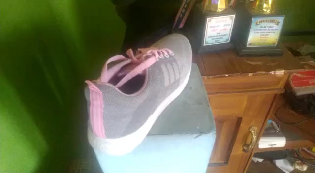 Sepatu Sneakers Wanita Sport Termurah Non Slip - Foto ulasan pembeli