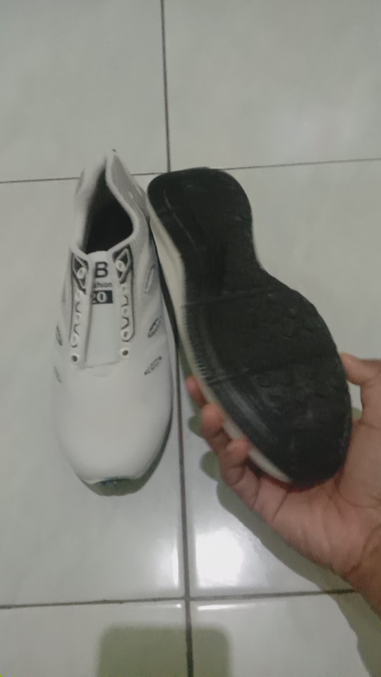 Sepatu Sport Jogging Sepatu Running Fashion AB - Foto ulasan pembeli