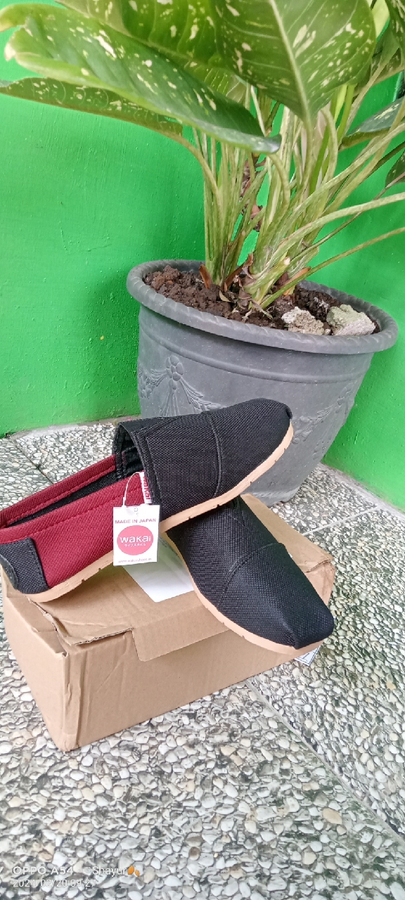Sepatu Wakai Slip On Pria Wanita Termurah Nyaman - Foto ulasan pembeli