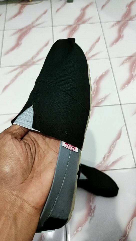 Sepatu Wakai Slip On Pria Wanita Termurah Nyaman - Foto ulasan pembeli
