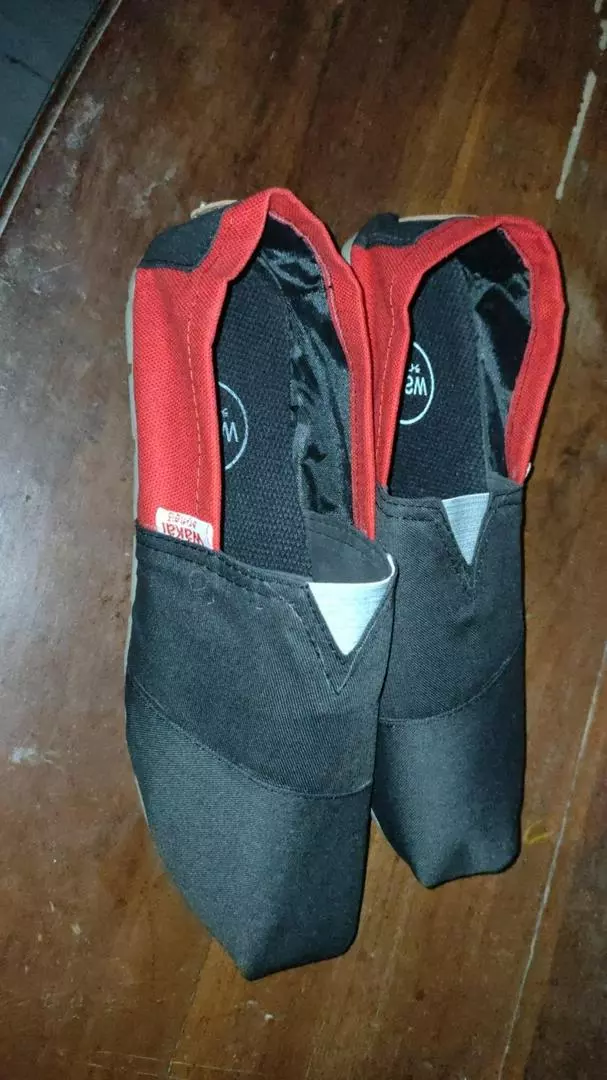 Sepatu Wakai Slip On Pria Wanita Termurah Nyaman - Foto ulasan pembeli