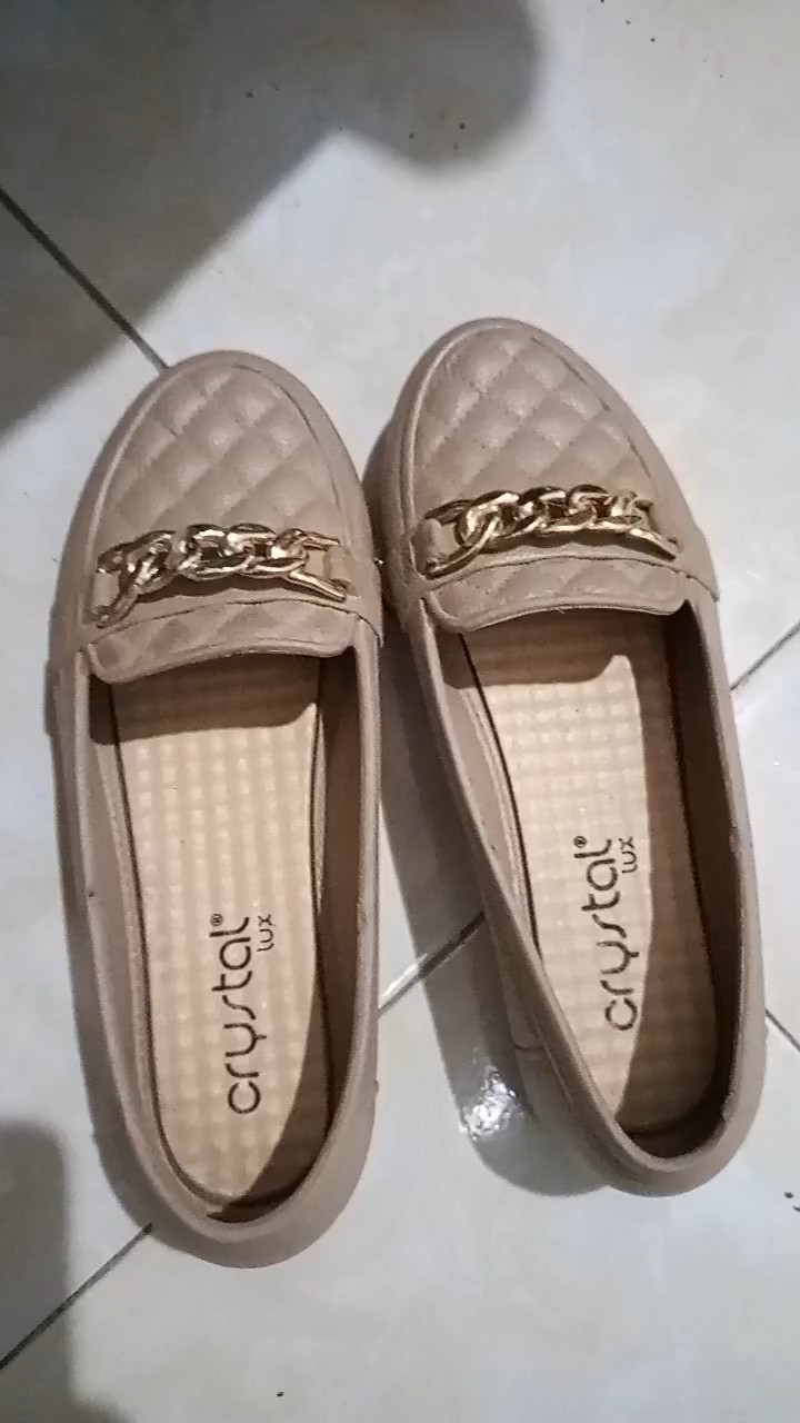 Sepatu Wanita Trendy Premium Anti Slip Nyaman - Foto ulasan pembeli