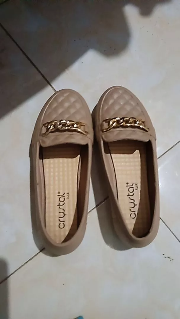 Sepatu Wanita Trendy Premium Anti Slip Nyaman - Foto ulasan pembeli