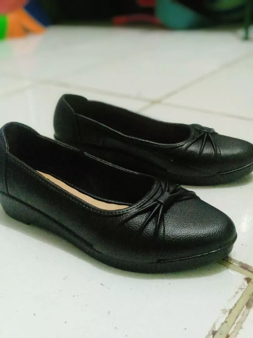 SEPATU WANITA WEDGES JELLY PITA CL983-1 - Foto ulasan pembeli
