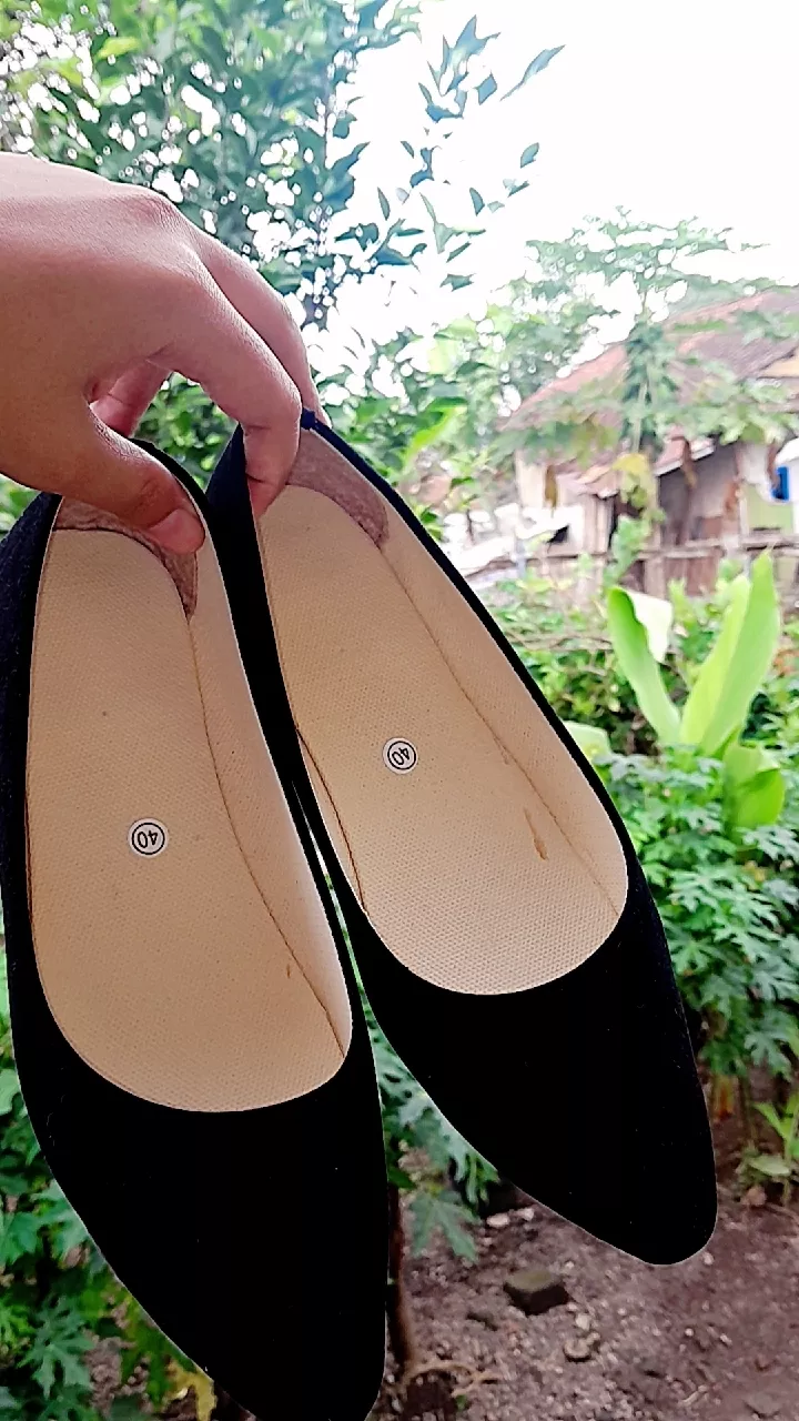Sepatu Wanita Flat Shoes Nawarshoes 069 - Foto ulasan pembeli