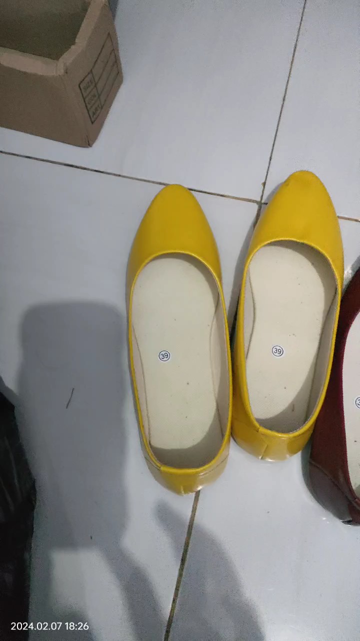 Sepatu Wanita Flat Shoes Nawarshoes 069 - Foto ulasan pembeli