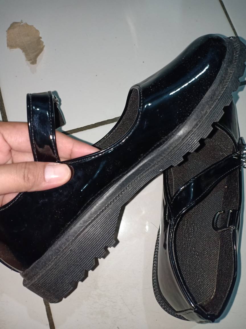 Sepatu Wanita Murah Sneakers Song Hye Kyo Dots Pro Stars Hitam Cokelat Muda TerHits P1M0 Calm Cantik - Foto ulasan pembeli