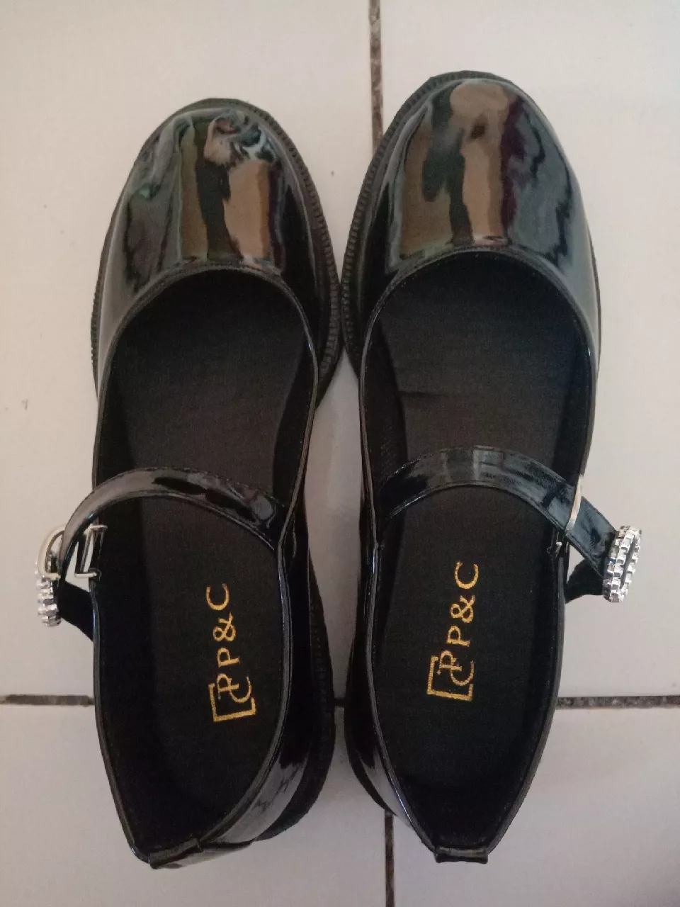 Sepatu Wanita Murah Sneakers Song Hye Kyo Dots Pro Stars Hitam Cokelat Muda TerHits P1M0 Calm Cantik - Foto ulasan pembeli