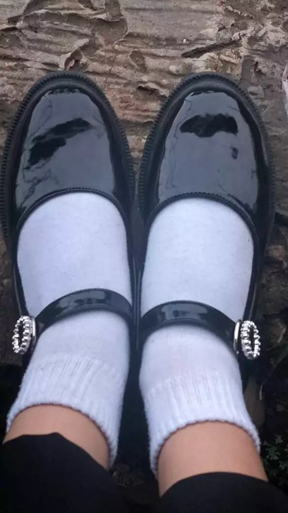 Sepatu Wanita Murah Sneakers Song Hye Kyo Dots Pro Stars Hitam Cokelat Muda TerHits P1M0 Calm Cantik - Foto ulasan pembeli