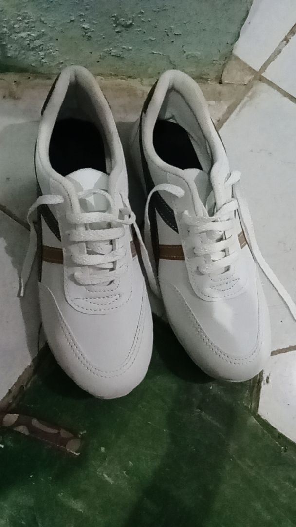 Sepatu Wanita Sol Spons Sol Lembut empuk Dan elastis Sneakers Wanita Populer Korean Sport CHUNGKY - Foto ulasan pembeli