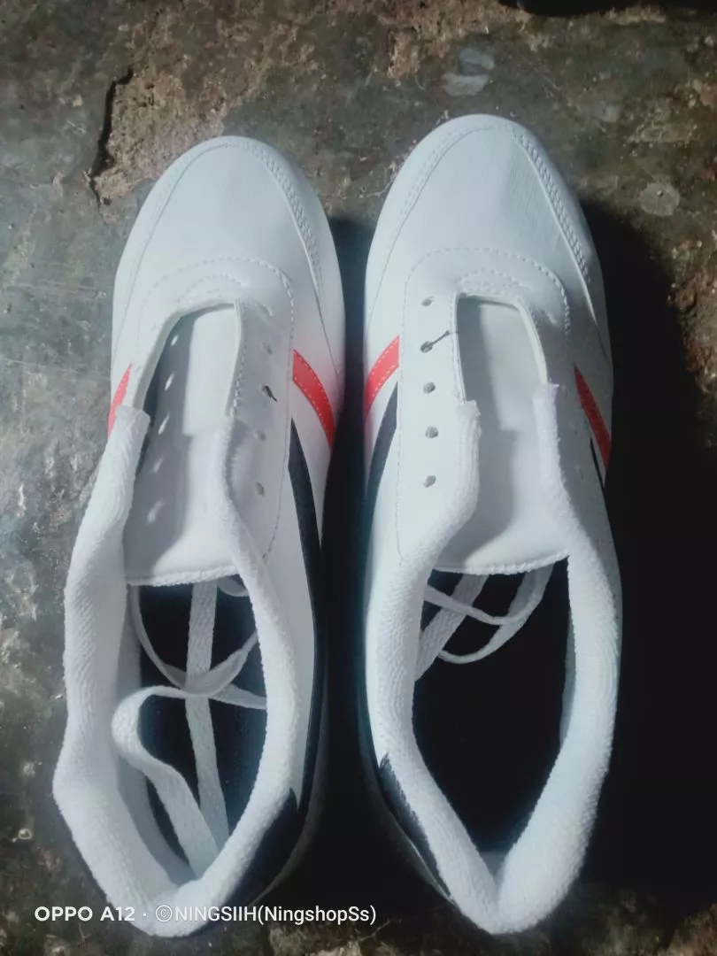 Sepatu Wanita Sol Spons Sol Lembut empuk Dan elastis Sneakers Wanita Populer Korean Sport CHUNGKY - Foto ulasan pembeli