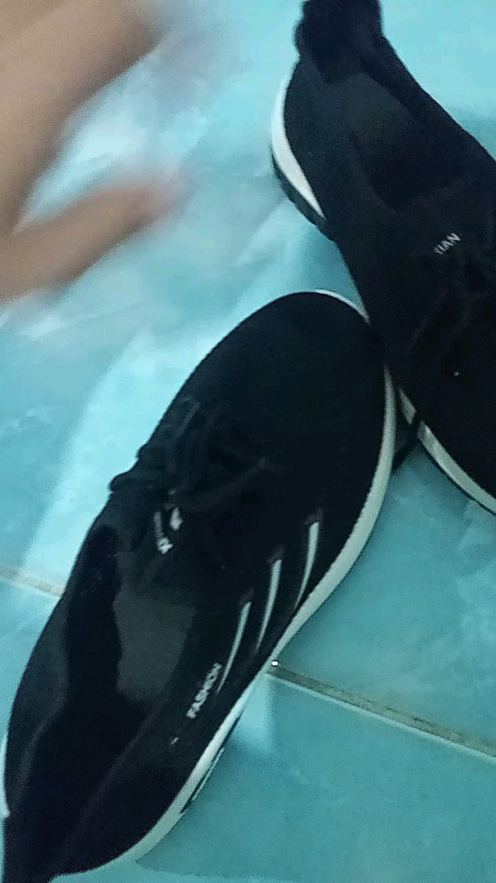 Sepatu Wanita Slip On Rajut Ringan Casual - Foto ulasan pembeli