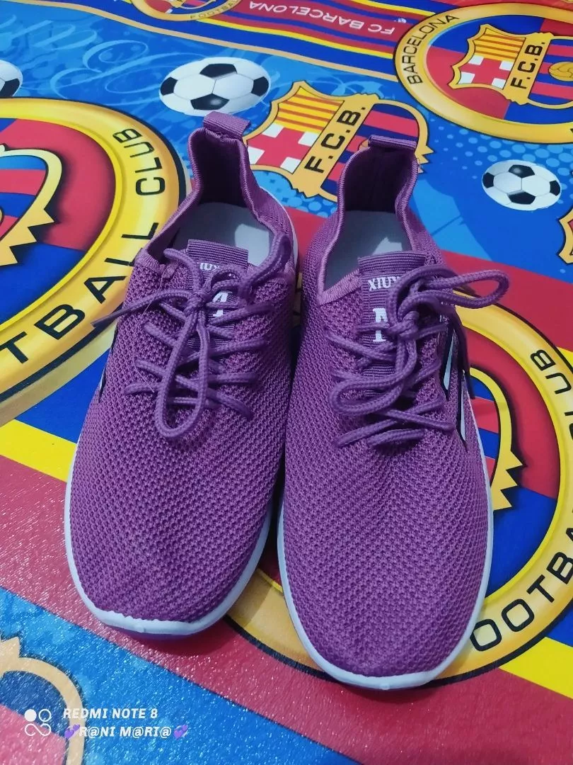 Sepatu Wanita Slip On Rajut Ringan Casual - Foto ulasan pembeli