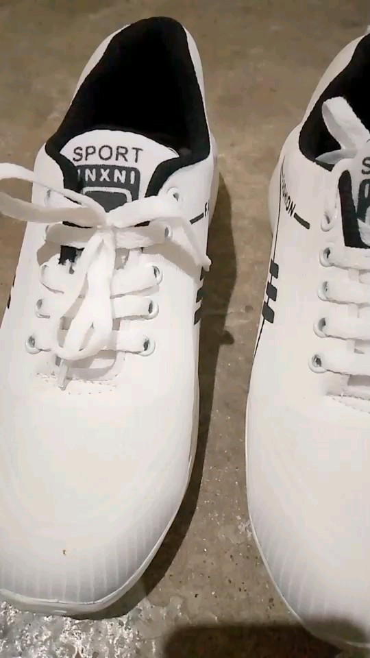 Sepatu Wanita Sneakers Terbaru Dengan Banyak Pilihan Warnanya Desain Ala Korean style Kekinian - Foto ulasan pembeli