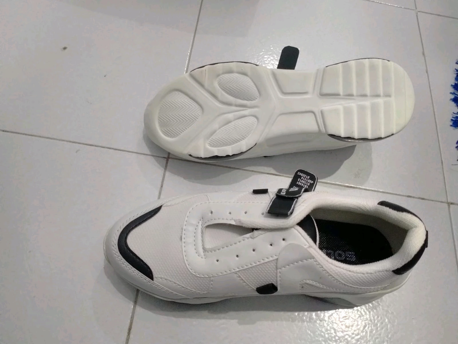 Sepatu Wanita Sneakers Wanwoo Sepatu Sneakers Wanita Tali - Foto ulasan pembeli