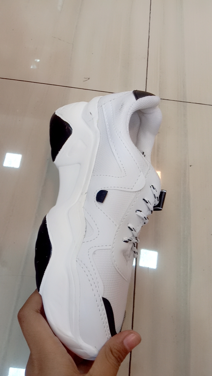 Sepatu Wanita Sneakers Wanwoo Sepatu Sneakers Wanita Tali - Foto ulasan pembeli